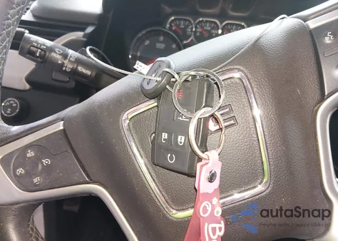 2016 GMC Yukon Sle z USA, uszkodzony, nr VIN 1GKS2AKC0GR112808